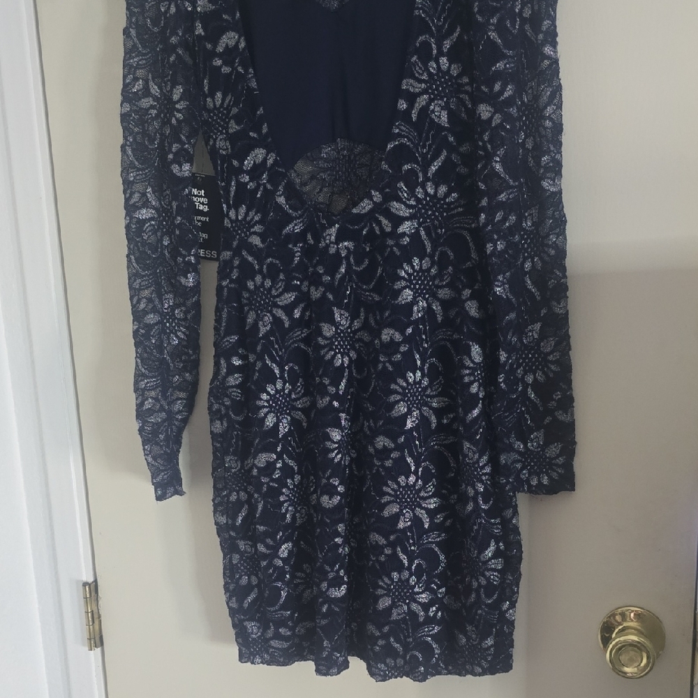 Express Midnight Blue & Silver Shimmer Floral Lace Dress (NWT)(XS)💙🤍💙 - Picture 8 of 9